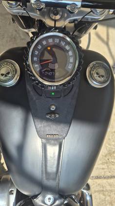 HARLEY-DAVIDSON SOFTAIL SLIM HARLEY-DAVIDSON SOFTAIL SLIM